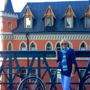 Meet your Posher, Cindy